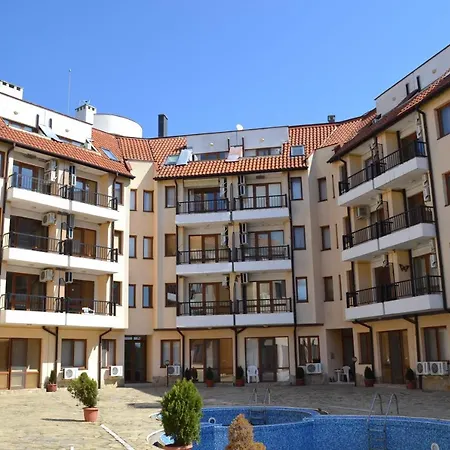 в Oasis Kamchia -the Favourite Blue Apartament Bliznaţi