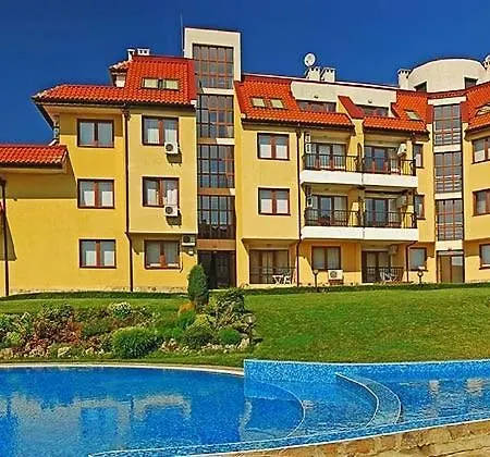 в Oasis Kamchia - най-любимото синьо